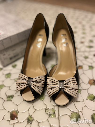 Обувь женская 36 размер