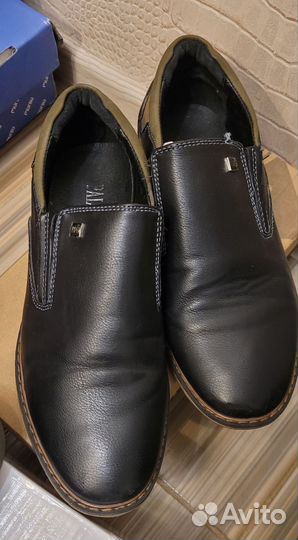Две пары обуви 33 и 34 размер