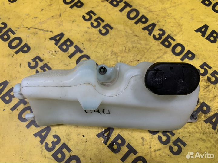 Бачок омывателя Citroen C4