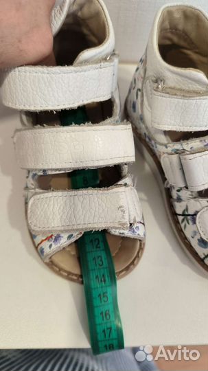 Сандали для девочки