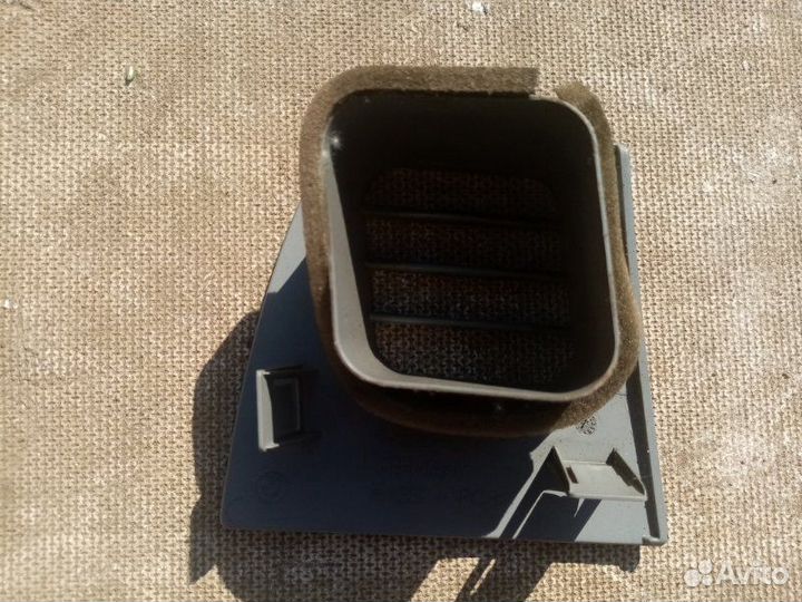 Дефлектор правый Bmw 7-Series E65 3.6 2002