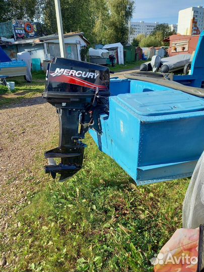 Моторная лодка