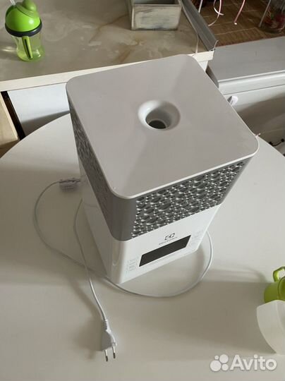 Увлажнитель воздуха Electrolux