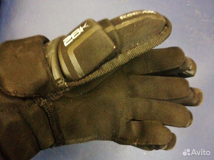 Краги хоккейные размер 14