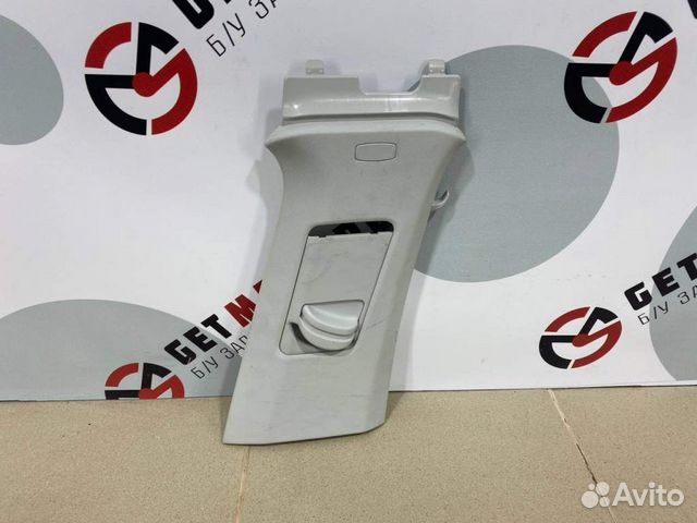 Обшивка стойки VW Polo (RUS) 2020