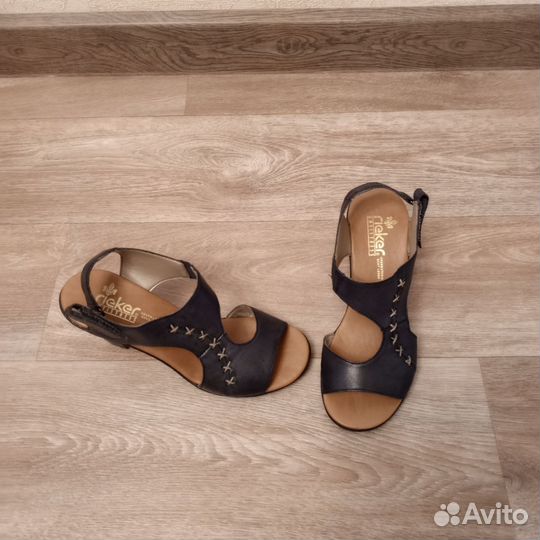 Босоножки riker