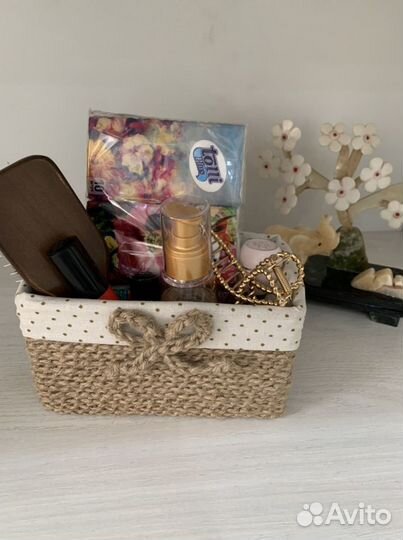 Корзинка из джута, biskvit