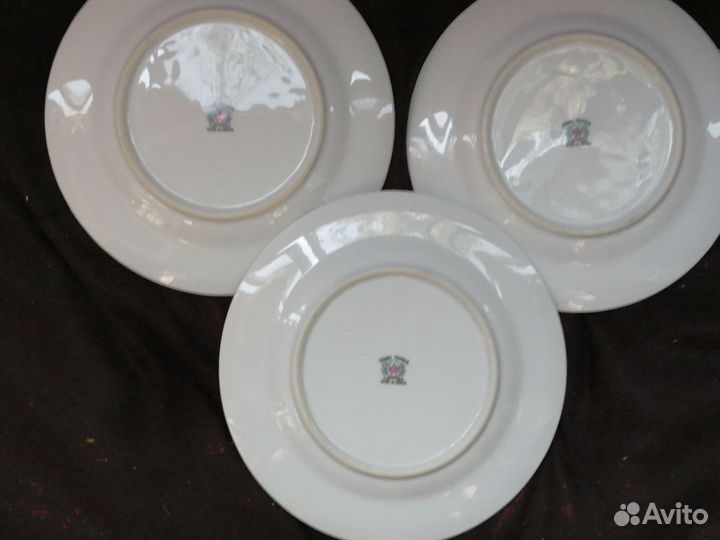 Тарелки Tono china Япония Розы 20.5 см