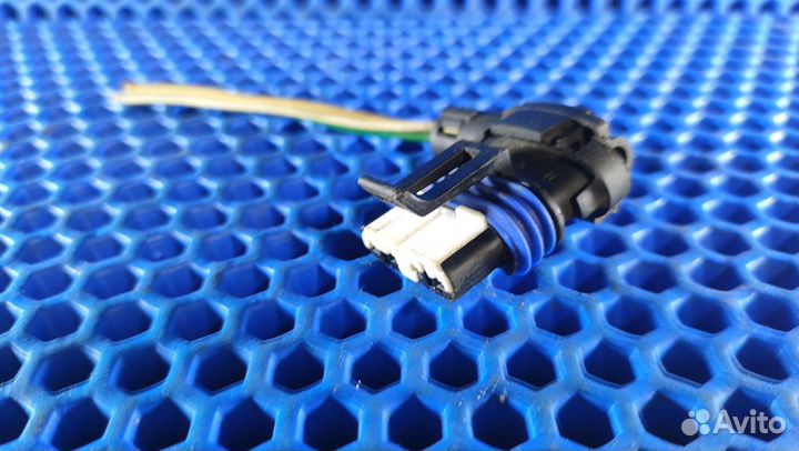 Разъем катушки зажигания Renault Logan 1