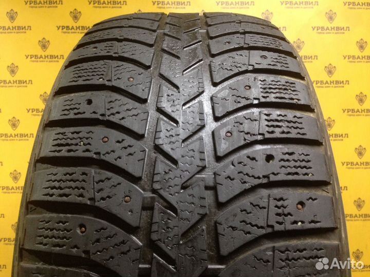 Bridgestone Ice Cruiser 5000 235/55 R17 99T