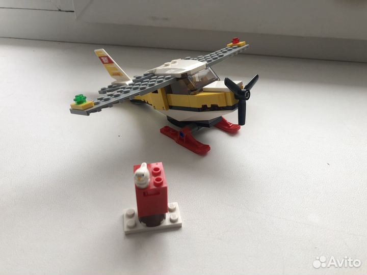 Lego City самолет
