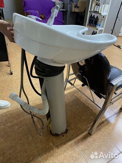 Раковина на подставке для парикмахерской