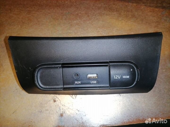 Кнопка порт USB AUX iPod Kia Soul