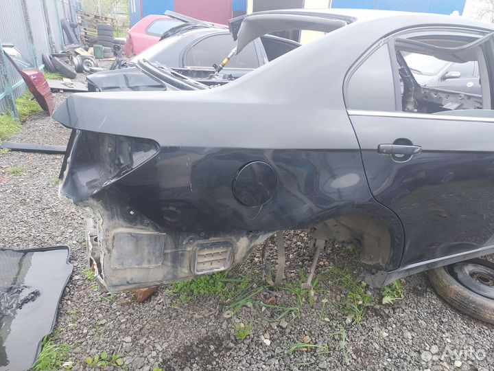 Заднее правое крыло chevrolet epica