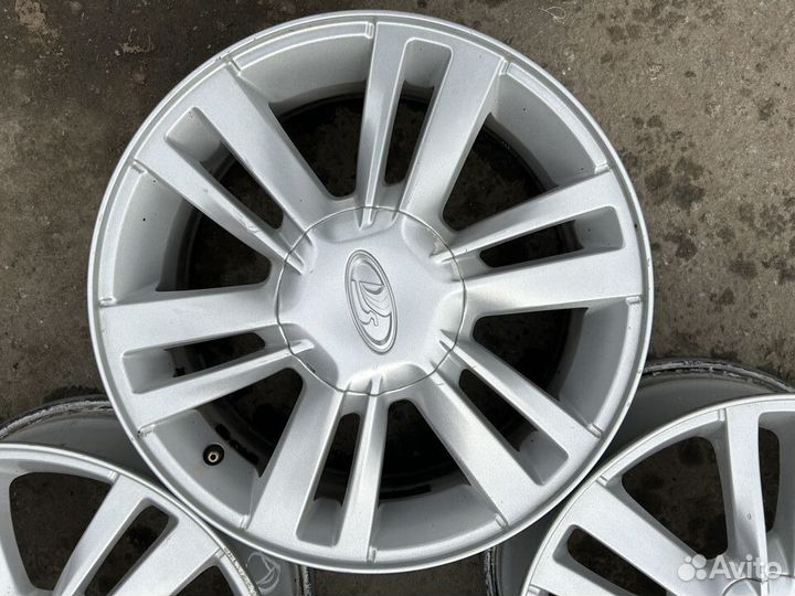 Диски R16 4x100 Dia: 60,1 LADA