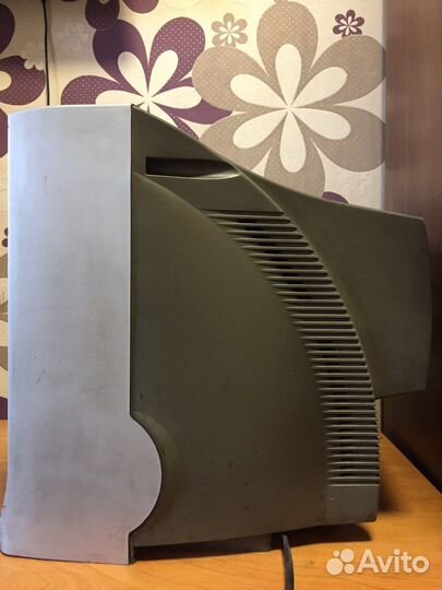 Телевизор samsung