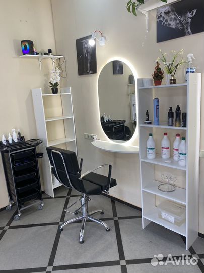Сдам в аренду парикмахерское кресло