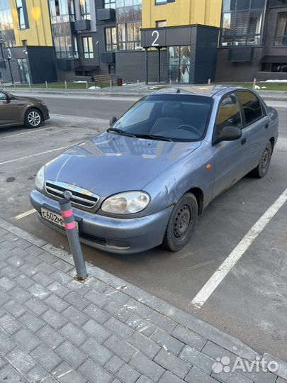 ЗАЗ Chance 1.3 МТ, 2010, битый, 100 000 км