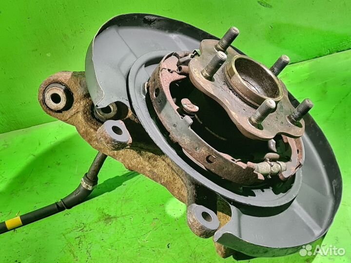 Кулак задний правый Infiniti FX (S50) 2005