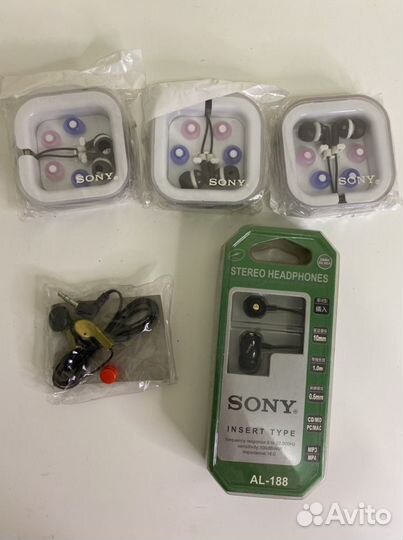 Наушники новые с микрофоном и без