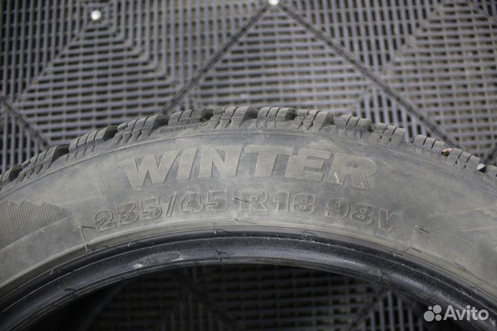 Tigar Winter 235/45 R18 98V