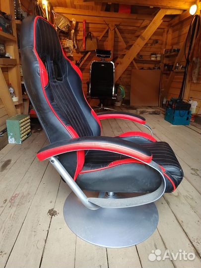 Компьютерное кресло кожа