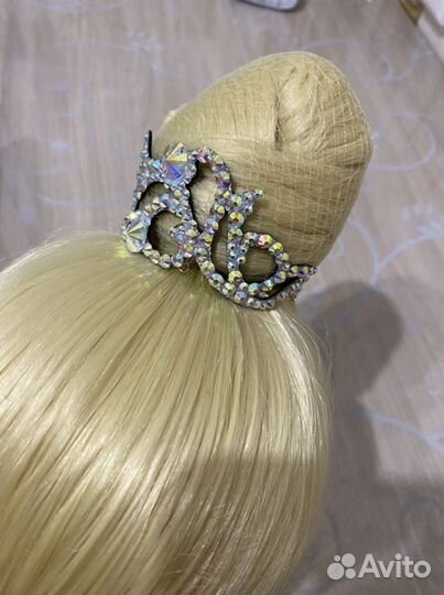 Украшение на пучок гимнастки