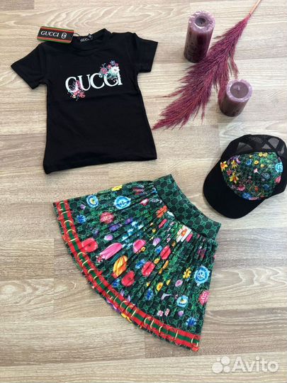 Костюм тройка Gucci новый 104