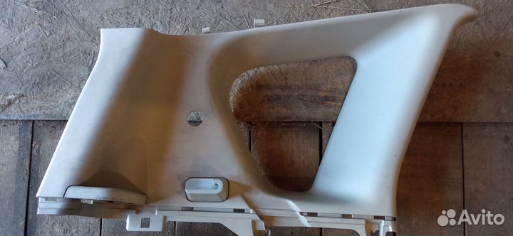 Обшивка багажника Nissan Note E11