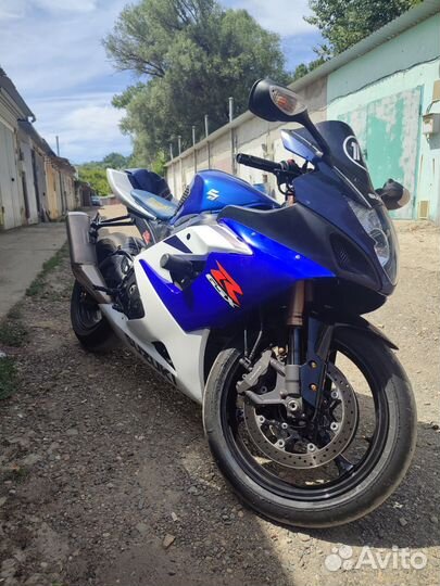 Suzuki gsx 1000 k6