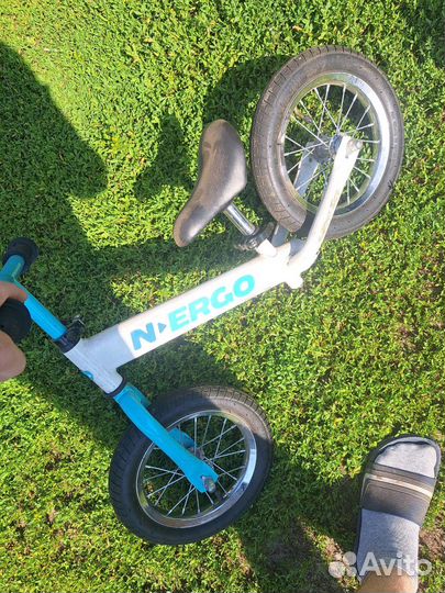 Продам беговел