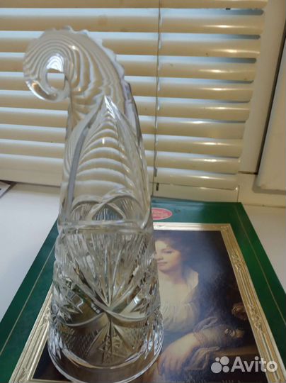 Хрустальный бокал-рог