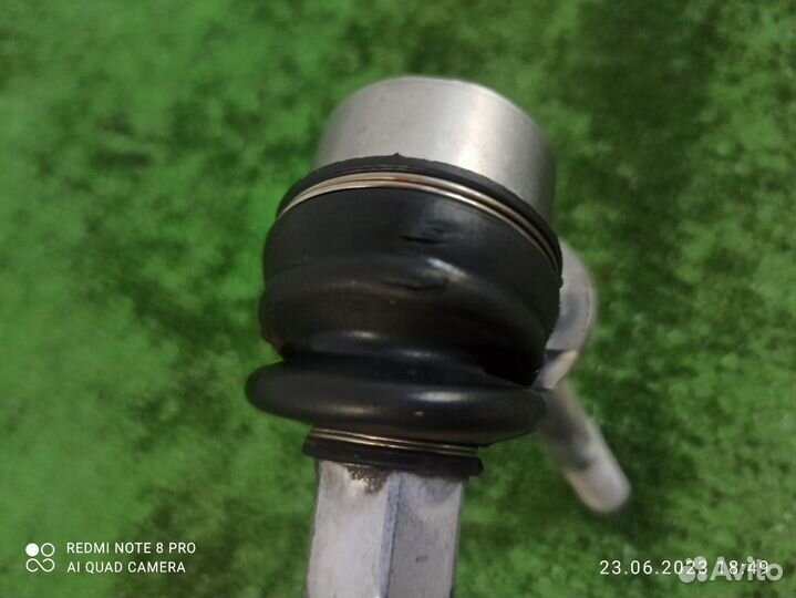 Стойка стабилизатора передняя правая Mercedes-Benz