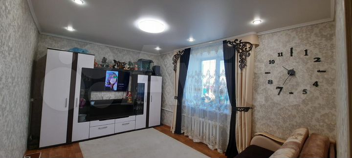 2-к. квартира, 44 м², 3/3 эт.