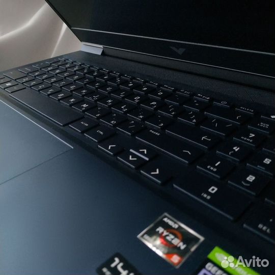 Ноутбук HP Victus 16