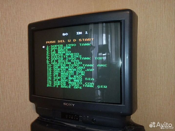 Два телевизора Sony Trinitron