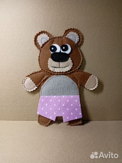 Медведь из фетра, с одеждой