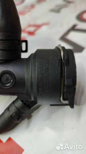 Патрубок радиатора Volkswagen Passat 3C5 BVY