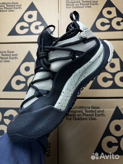 Nike AcG mountain fly gore tex