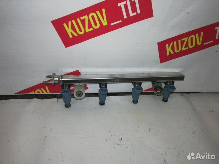 Топливная рейка Hyundai Solaris седан G4FC 2013