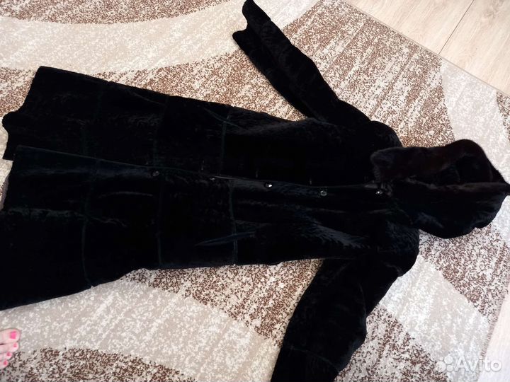 Шуба мутоновая с капюшоном 46 48 размер