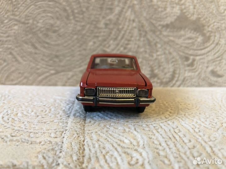 Модель автомобиля волга газ 3102