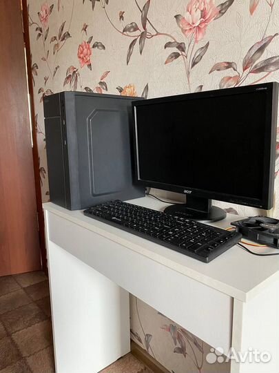 Игровой компьютер в сборе