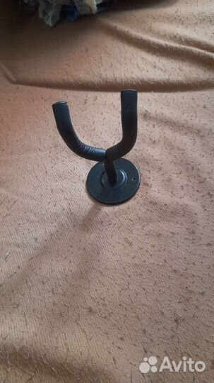 Держатель для гитары