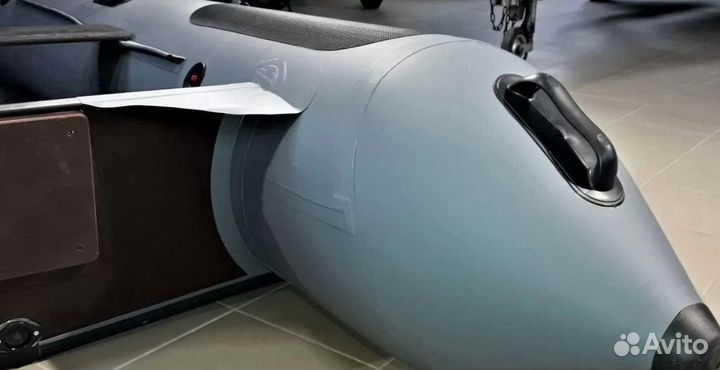 Лодка пвх Навигатор 330 б/у