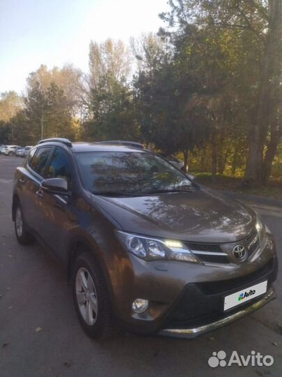 Toyota RAV4 2.2 AT, 2014, 225 000 км