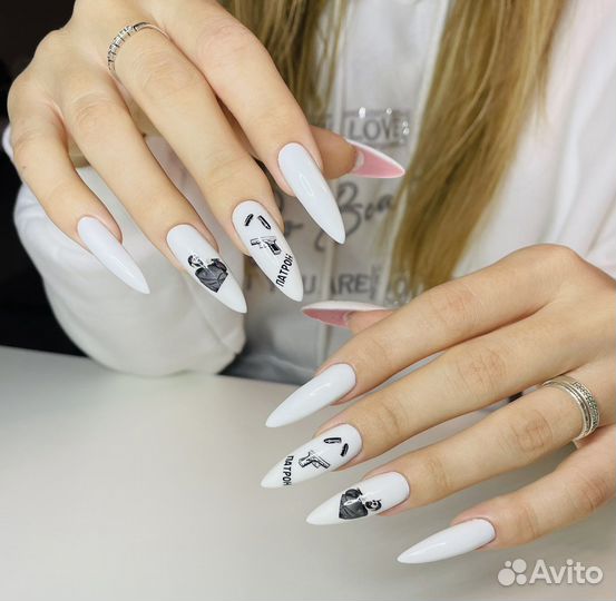 Маникюр и педикюр