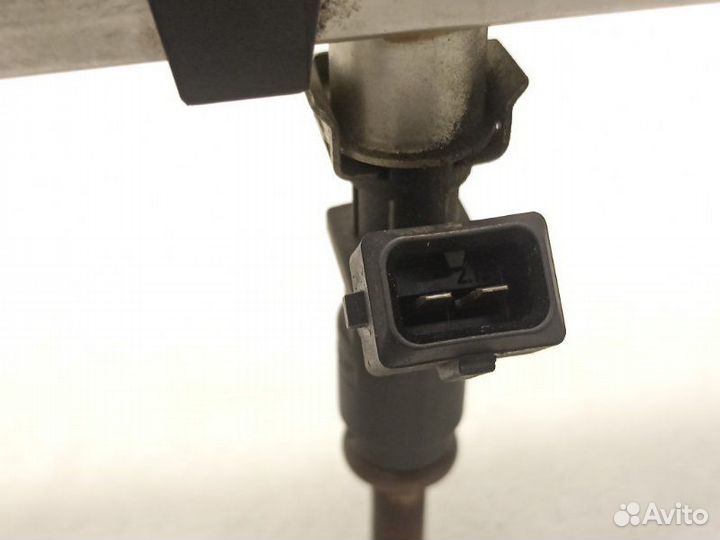 Топливная рейка (рампа) Bmw 3-Series E90 2.5