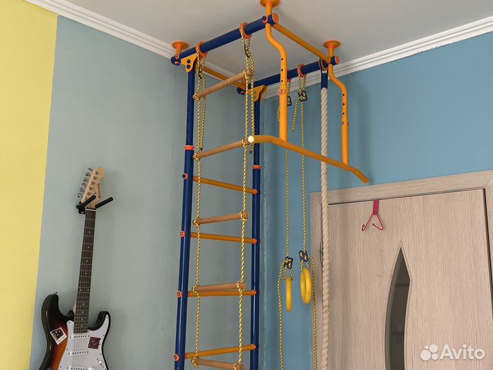 Шведская стенка с турником бу