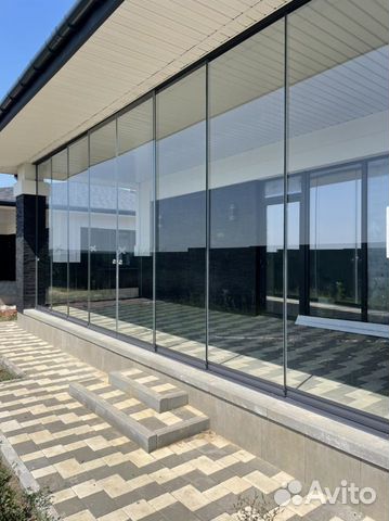 Безрамное остекление террас, беседок